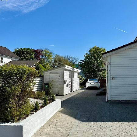 Central Family Twinhouse Stavanger Exteriör bild